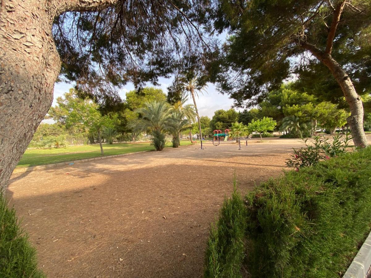 Orihuela Costa 3 Bdr Condo On La Zenia Beach With Patio Εξωτερικό φωτογραφία