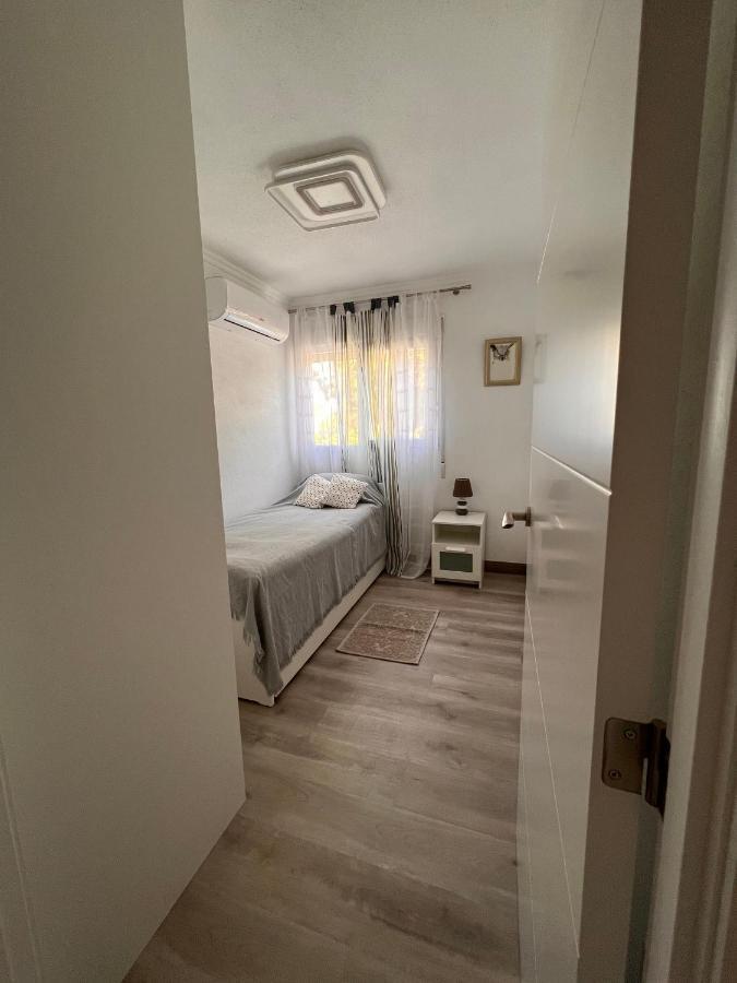 Orihuela Costa 3 Bdr Condo On La Zenia Beach With Patio Εξωτερικό φωτογραφία
